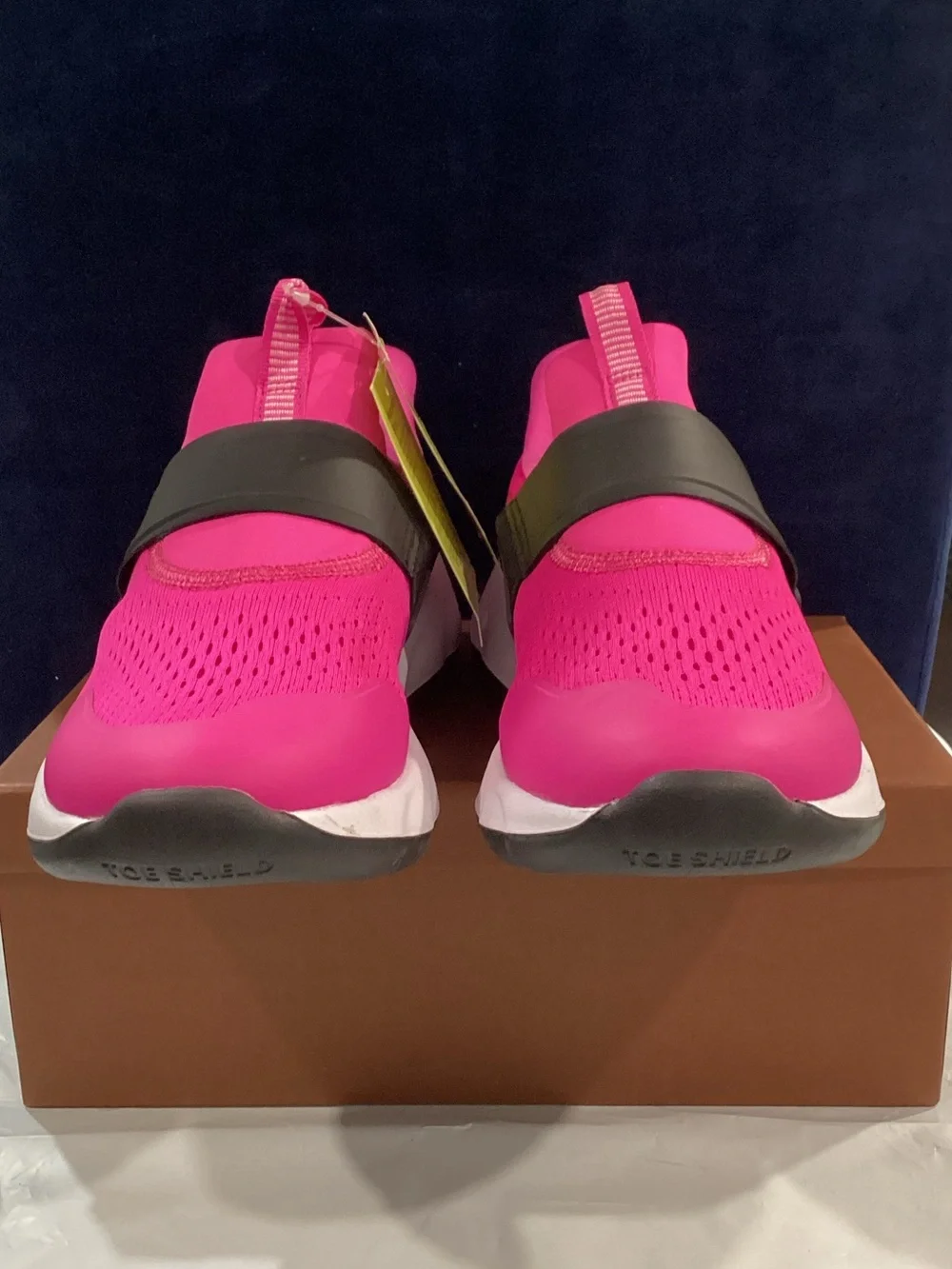 All in Motion Dillon Big Kids Size 5 Pink Slip On Athletic Sneakers New NWOB